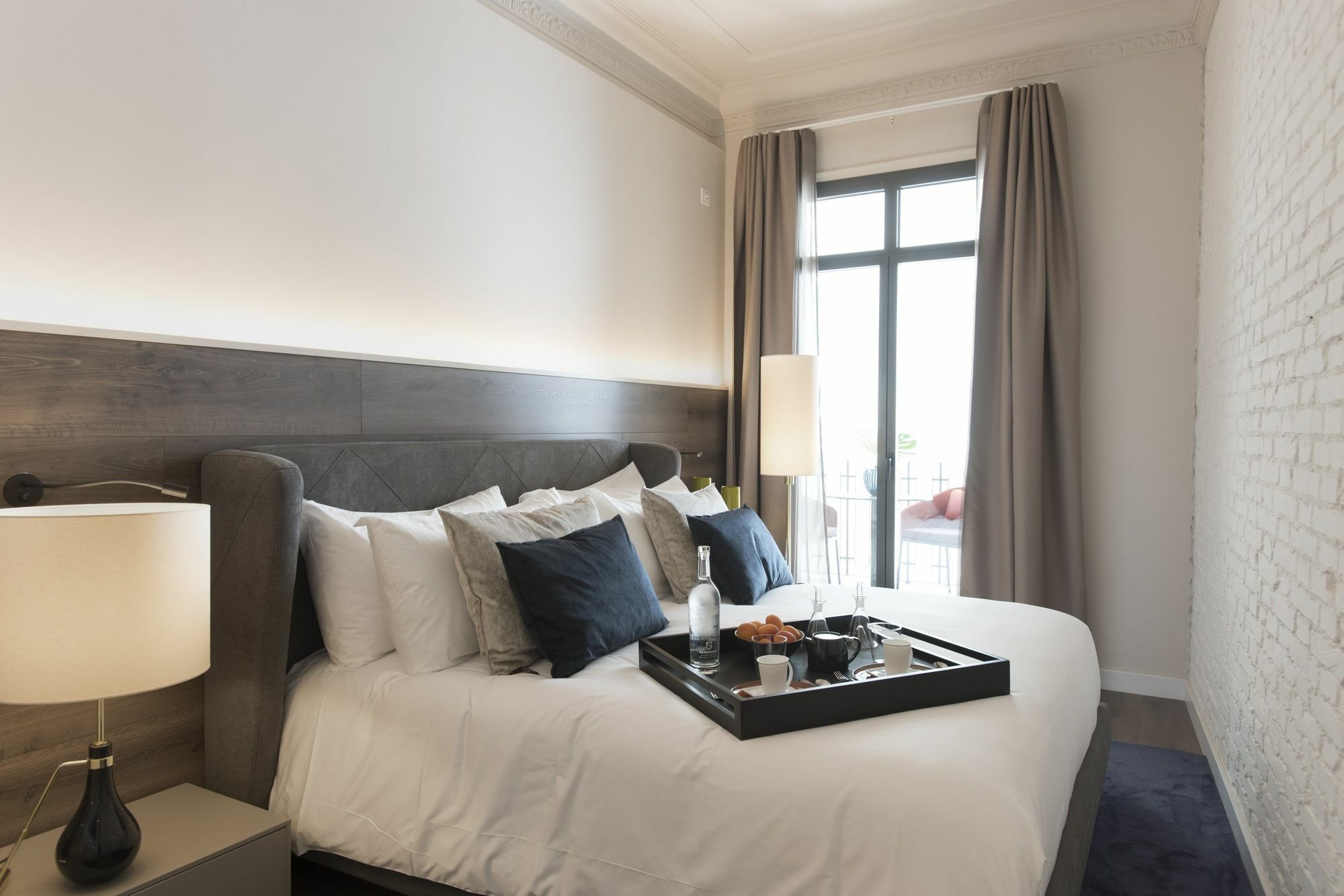 Casagrand Luxury Apartment Barcelona